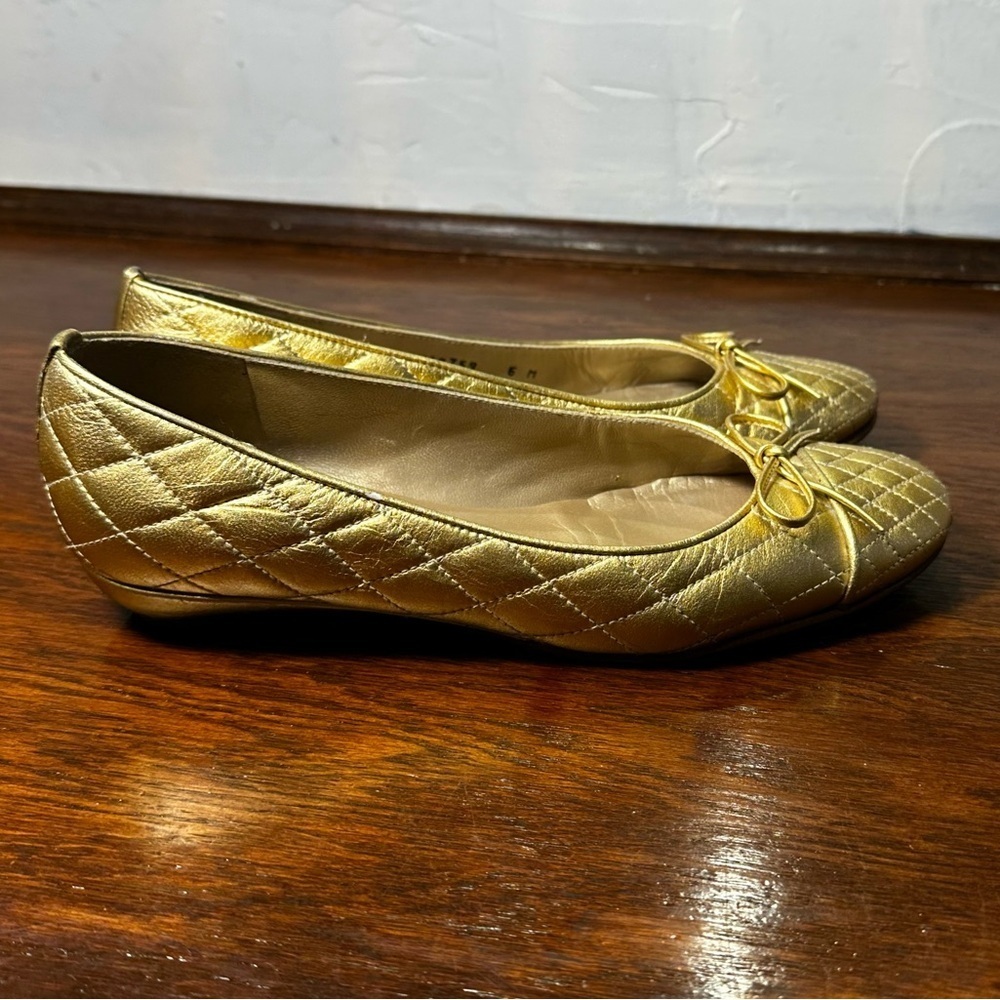 Stuart Weitzman Quilted Wedge Leather Ballet Flats Gold Size 6